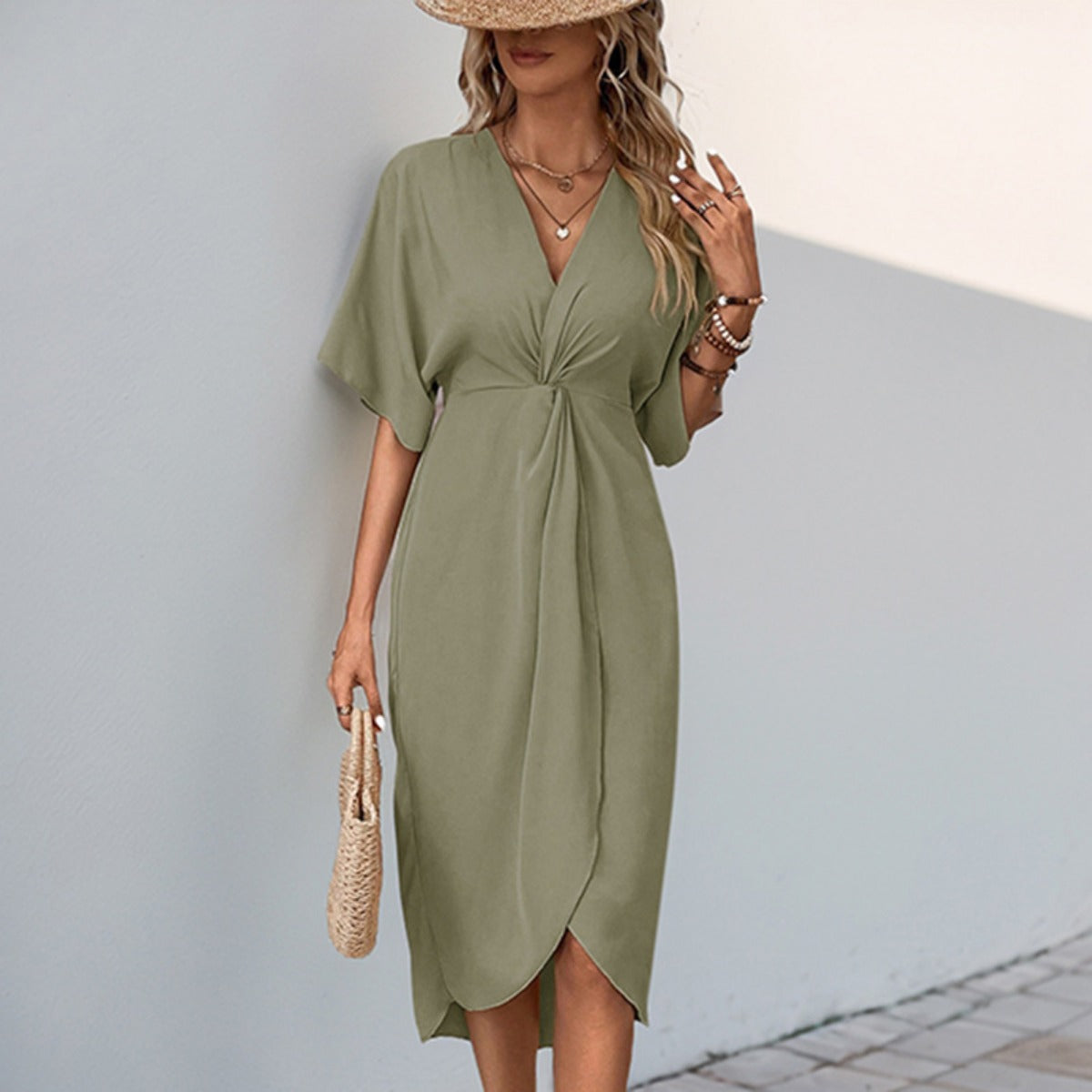 R&B | Einfarbiges unregelmäßiges Kleid mit Schulterärmeln