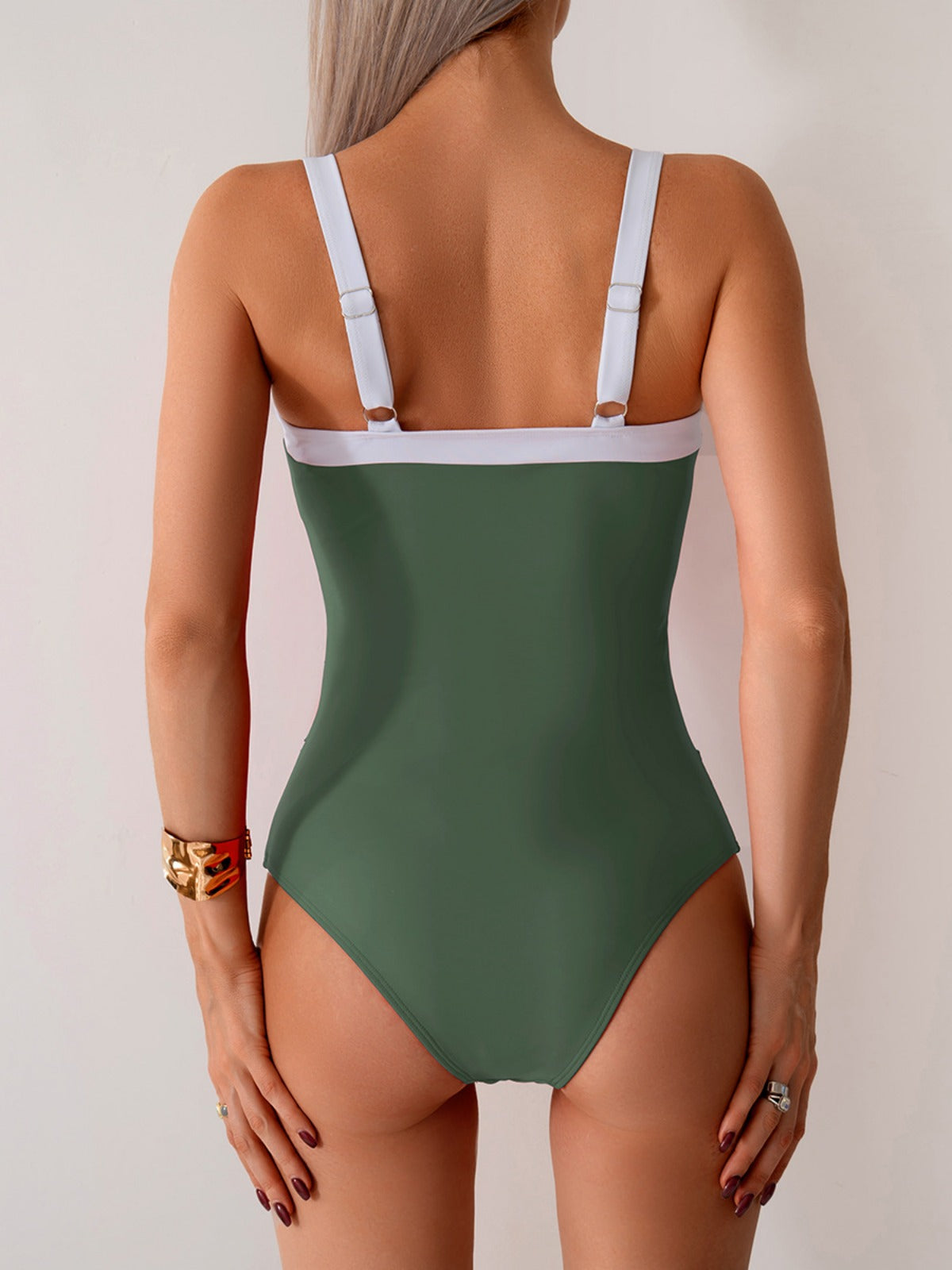 R&B | Einteiliger sexy Bikini