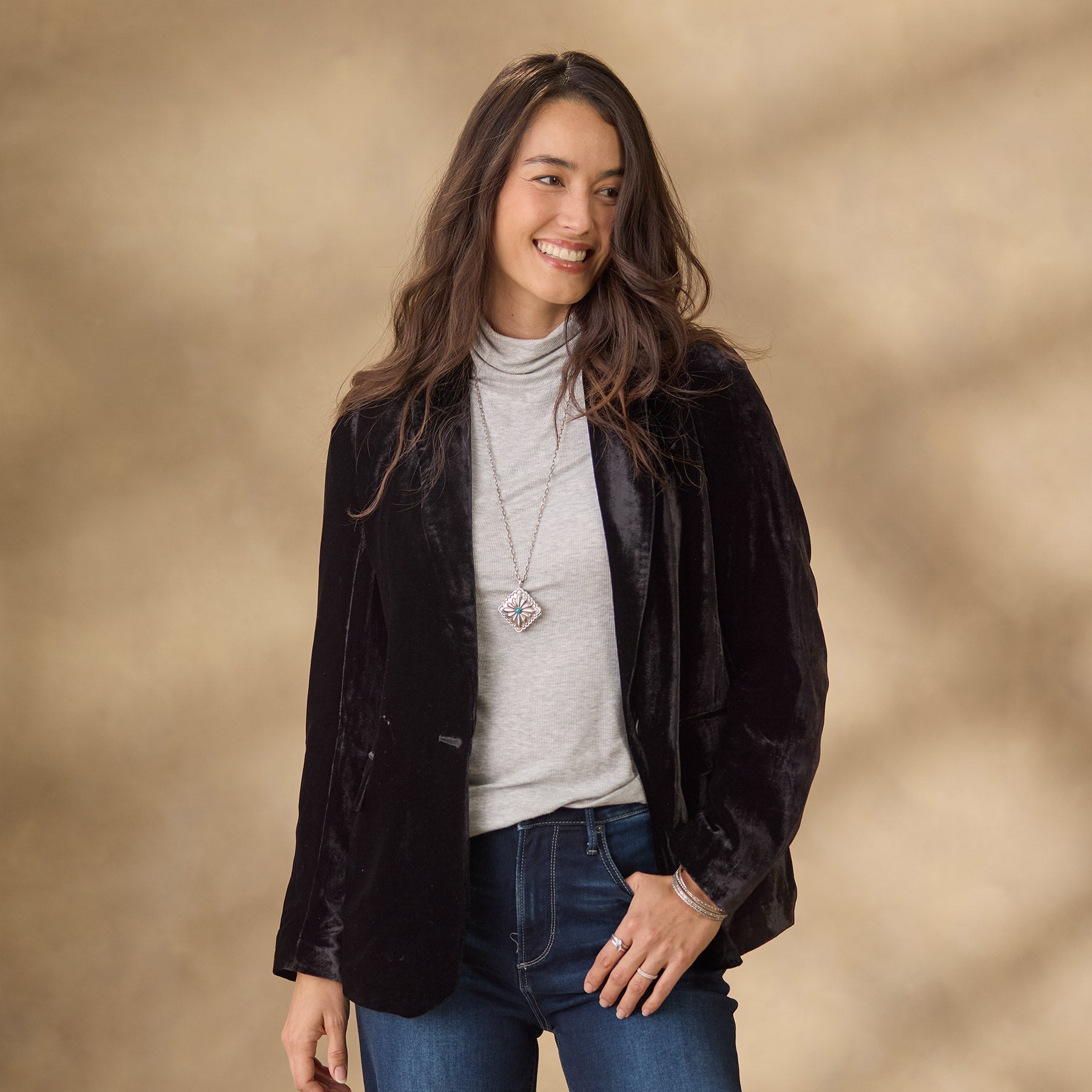 R&B | Gestickte Samt-Herbstjacke