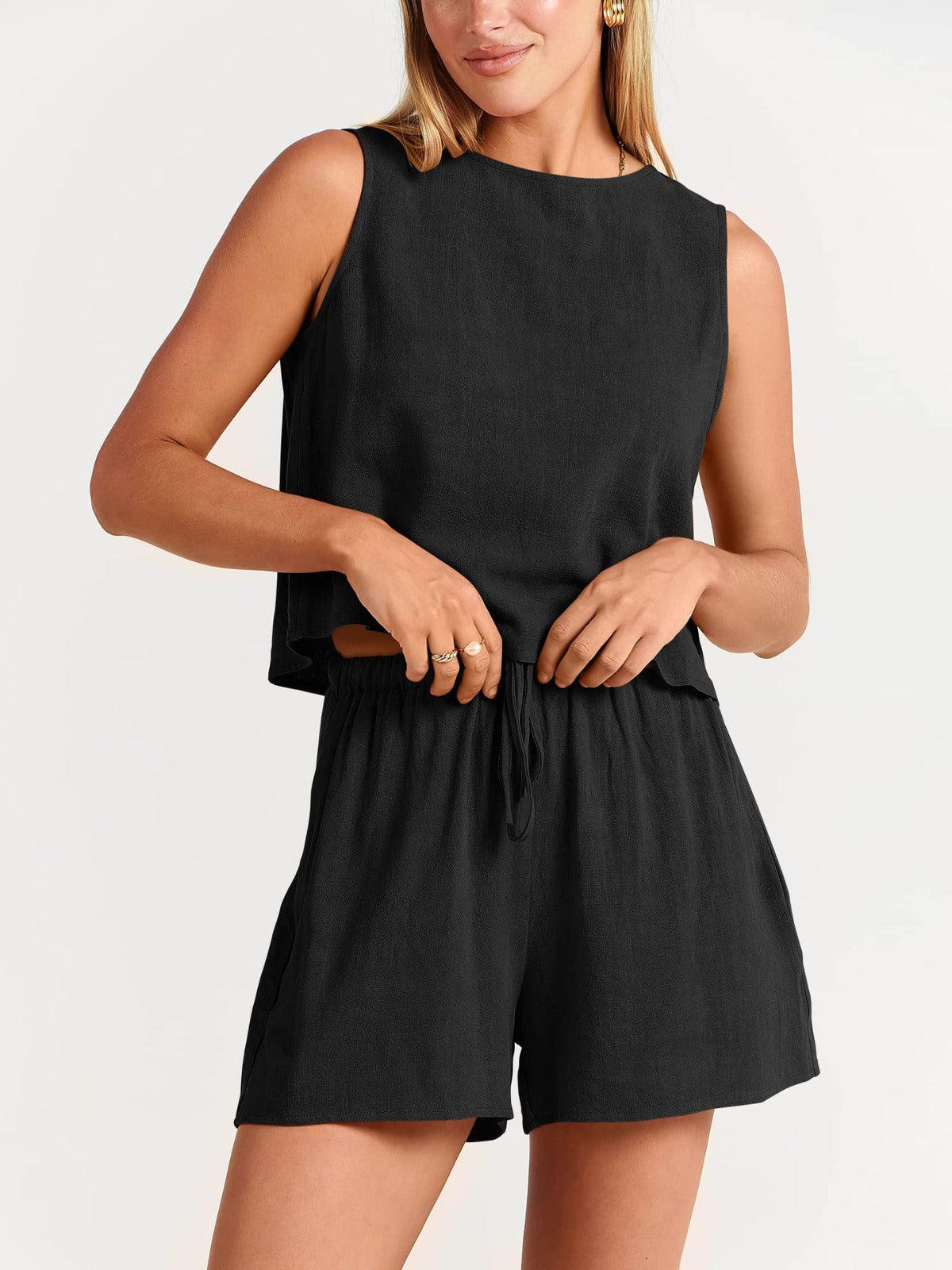 R&B | Zweiteiliges Set aus ärmellosem Oberteil und Shorts