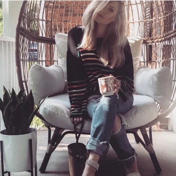 R&B | gestreifter V-Ausschnitt-Strickpullover für lässig-schicke Looks
