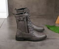 R&B | Kurze Stiefel mit dicken Absätzen