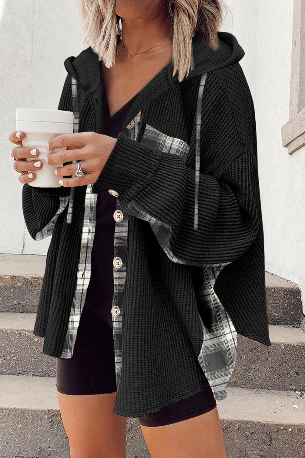 R&B | Oversized Hemdjacke mit Kapuze Geripptes und Kariertes Design Bequem und Trendy