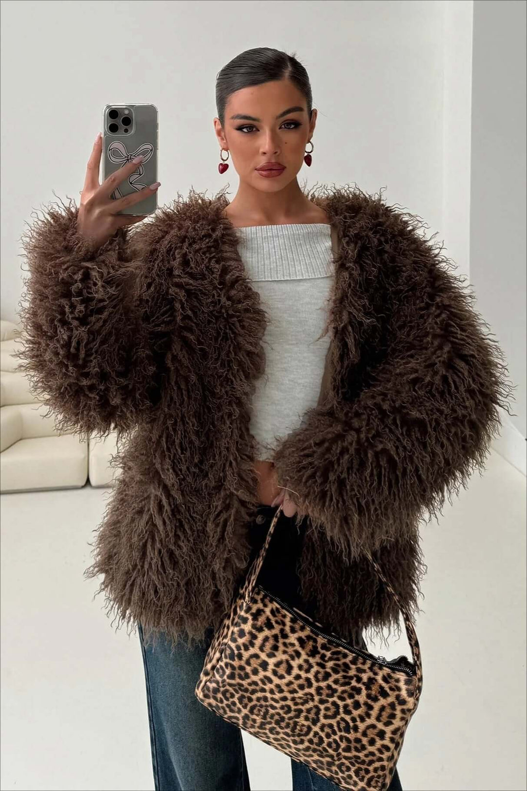 R&B | Fluffy Brown Faux Fur Übergroße Jacke