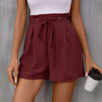 R&B | Einfarbige Shorts mit hoher Taille