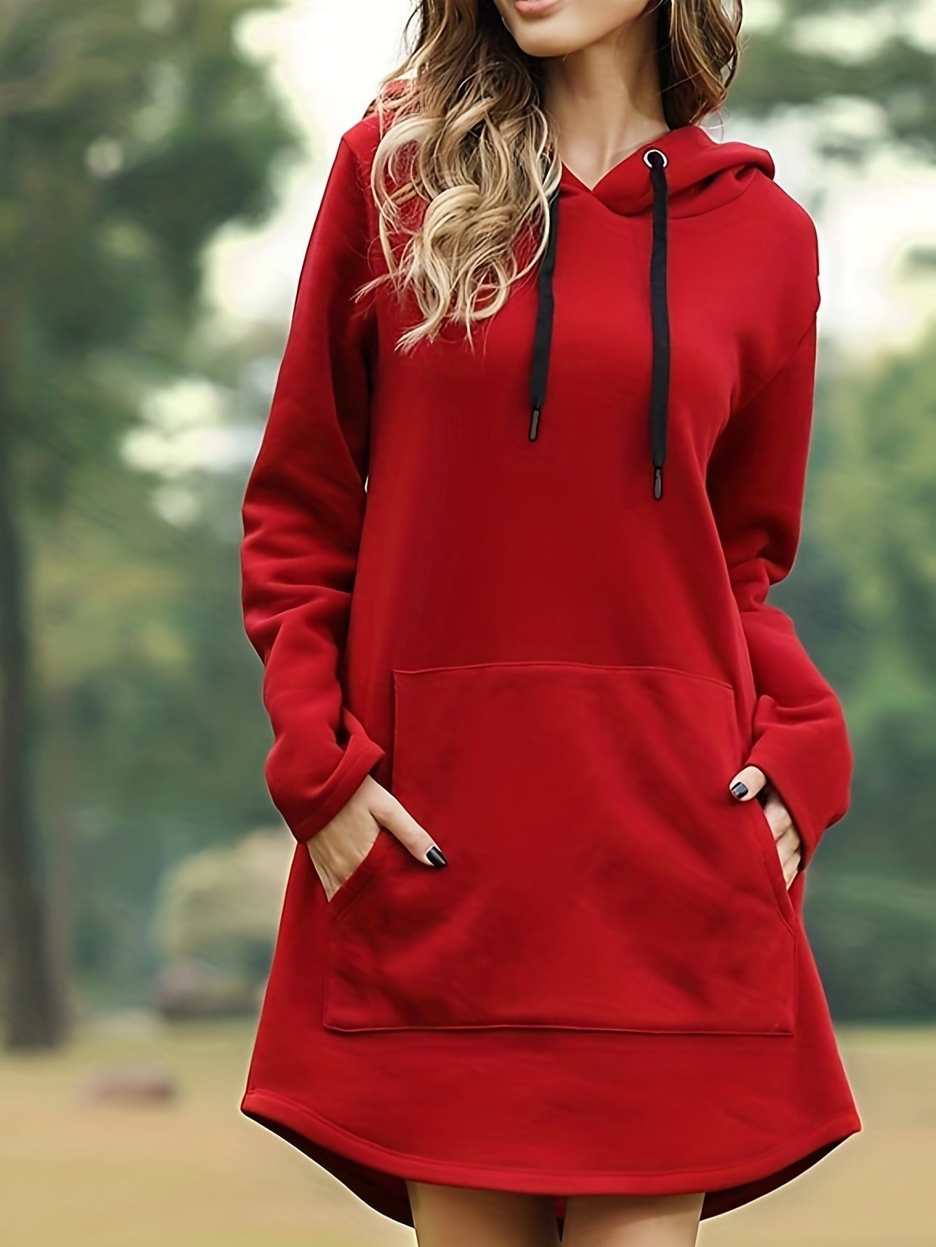 R&B | Modisches und Minimalistisches Kleid
