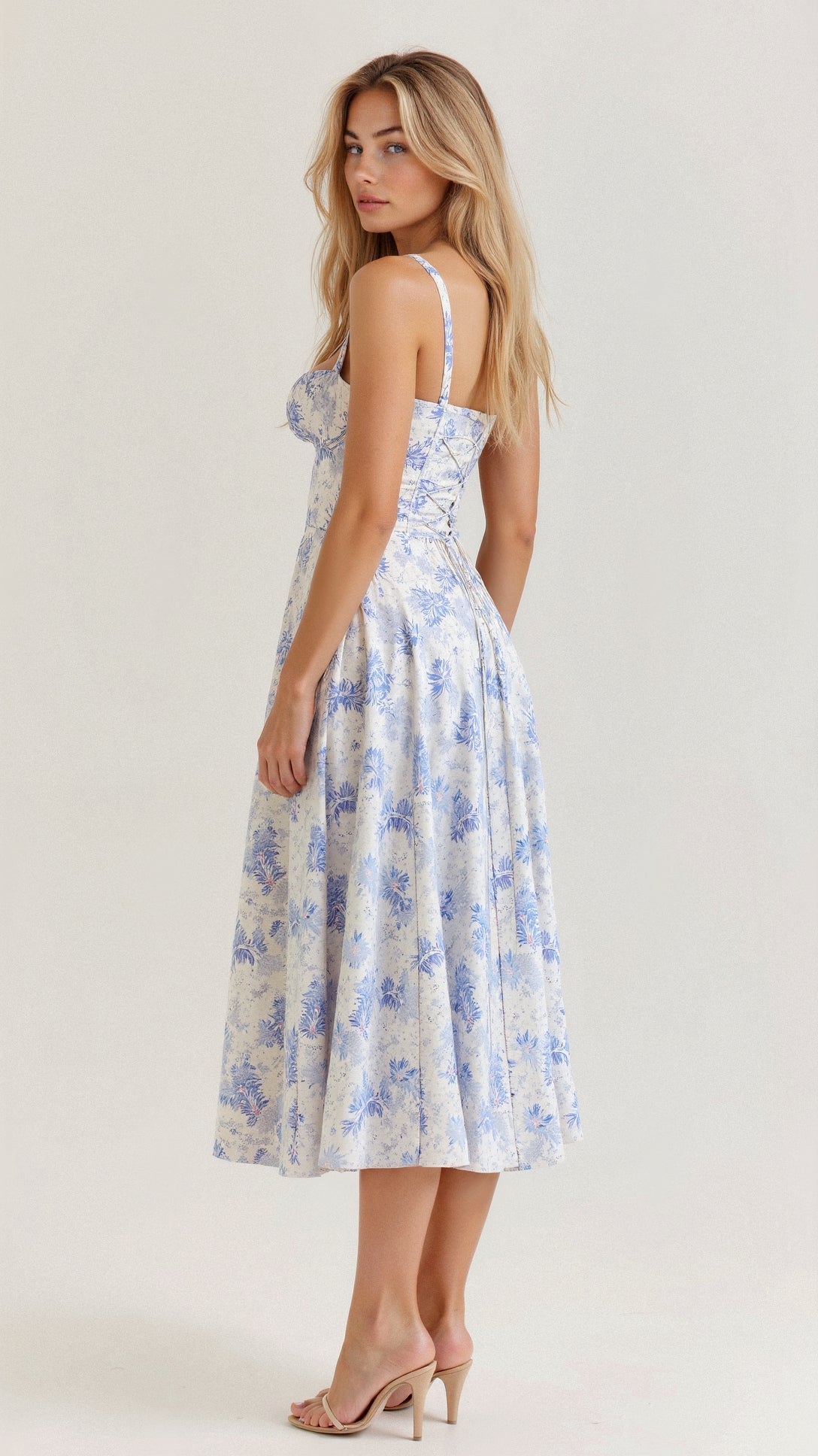 R&B | Sommerliches Midi Kleid mit Trägern & Schlitz Luftig, Elegant & Perfekt für Warme Tage