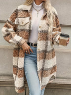 R&B | Karierter Knopfjacke mit Fuzzy Muster