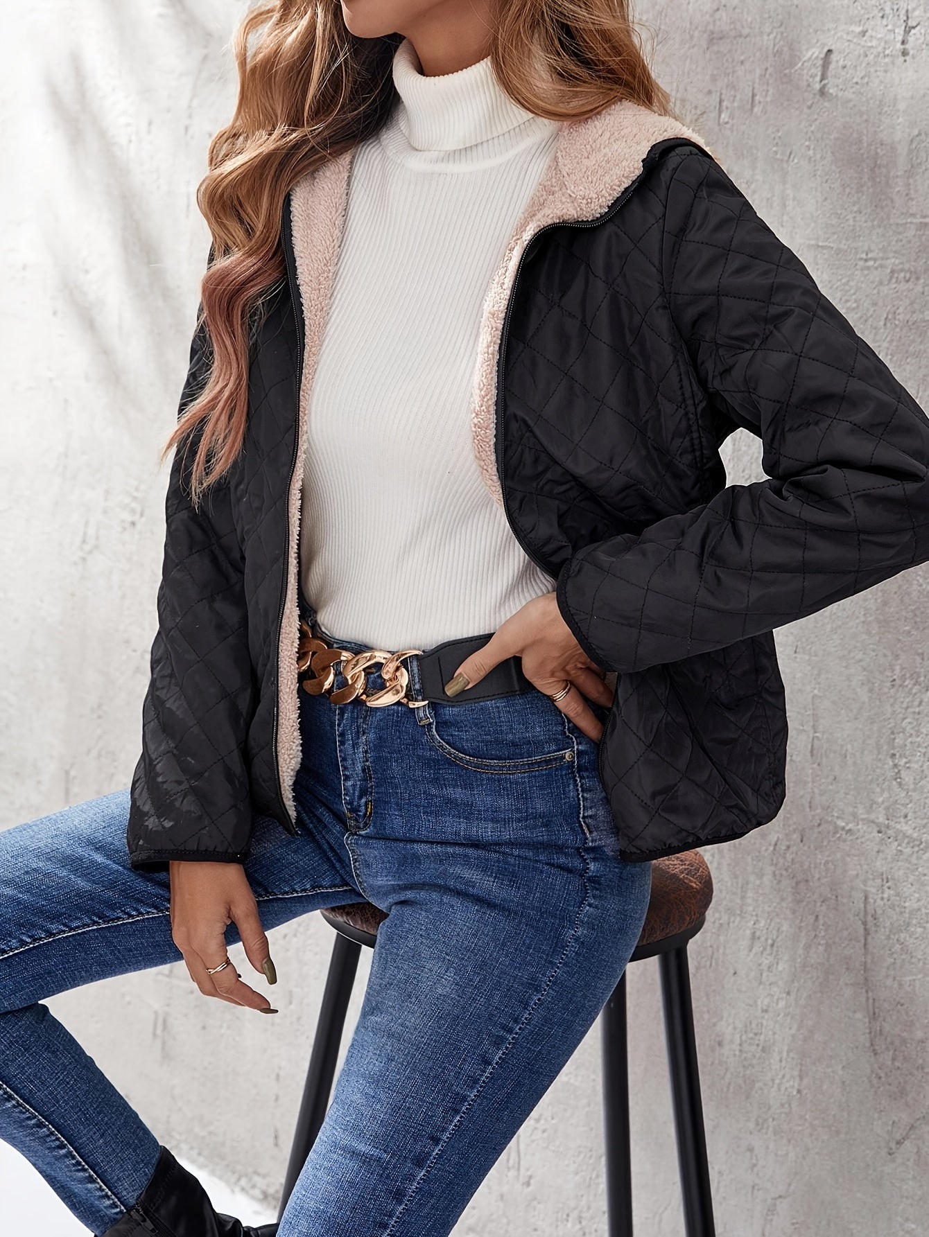 R&B | Gepolsterte Jacke mit Reißverschluss und Kapuze