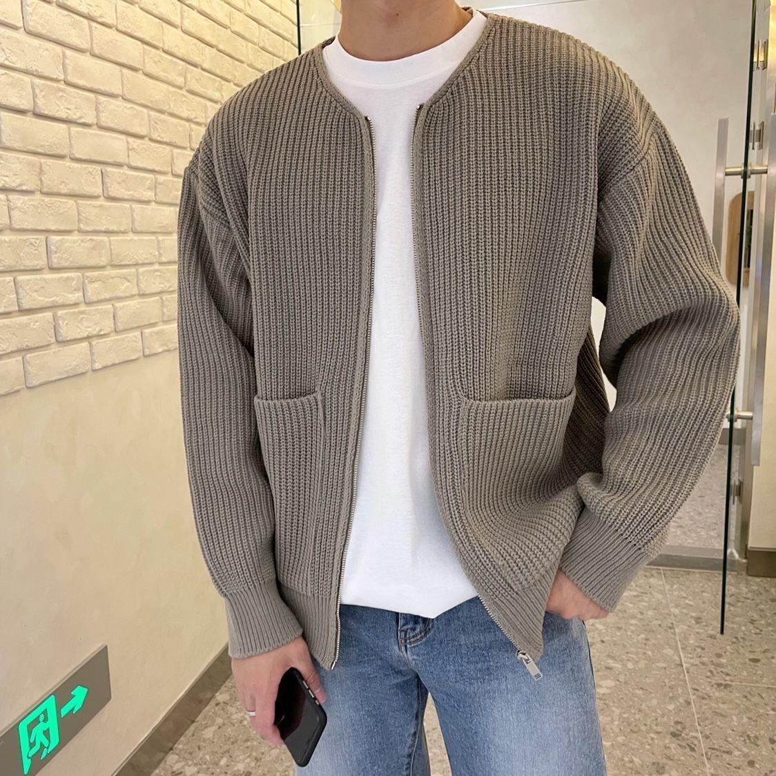 R&B | Lockere Strickjacke mit Rippstrickdetails Komfort und Einfachheit
