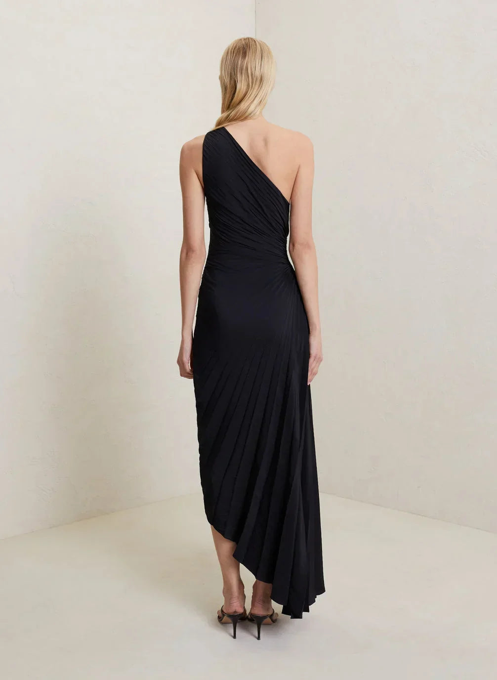 Sabrina | Eine Schulter-Maxikleid