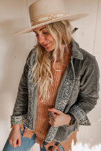 R&B | Samtjacke mit Tierdruck Details Stilvoll und Einzigartig Ideal für Den Alltag