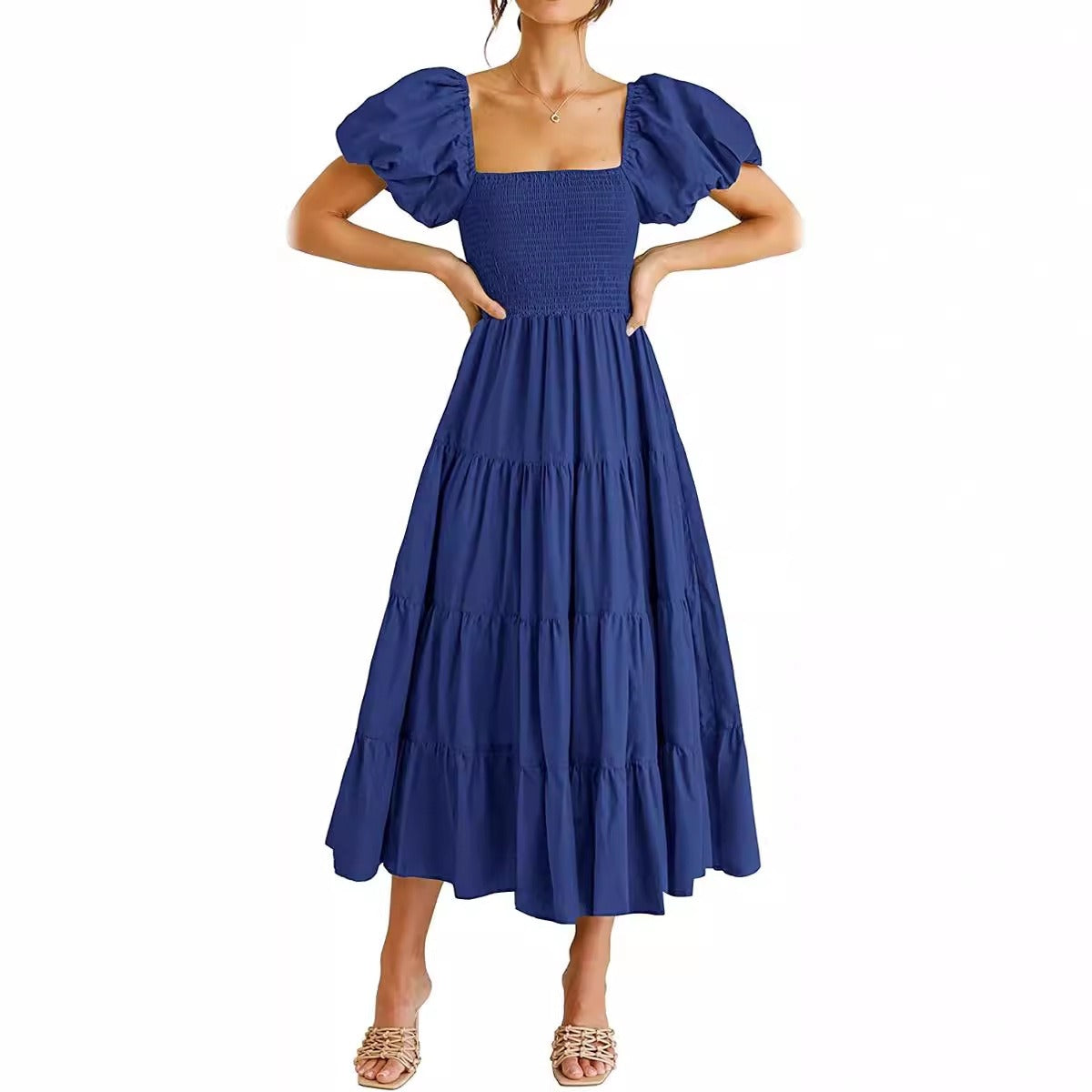 R&B | Plissee-Kleid mit quadratischem Ausschnitt und Neckholder-Blasenärmeln
