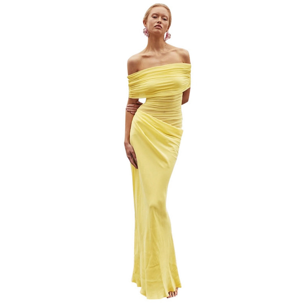 R&B | Ein-Wort-Kragen-Plissee-Kleid aus Mesh mit diagonaler Spanne