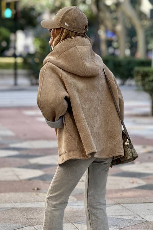 R&B | Neopren Braun Gummi Jacke