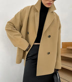 R&B | elegante braune Wolljacke mit doppelter Knopfreihe, halblang