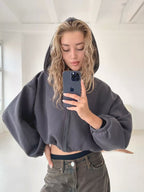 R&B | leichter kurzer Sport-Sweatshirt mit Kapuze