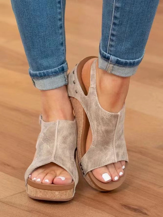 R&B | Frauen Keilabsatz Fisch Mund Plattform Niete Sandalen