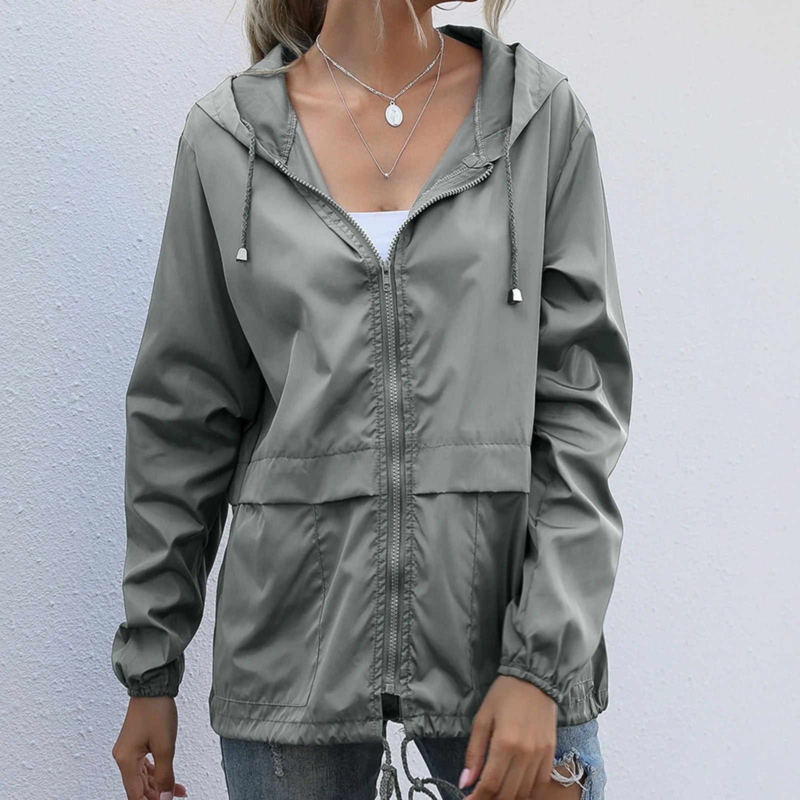 R&B | Leichte Windjacke mit Kapuze
