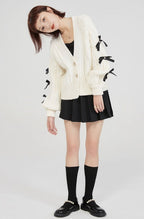 R&B | Strickjacke mit Schleifendetails