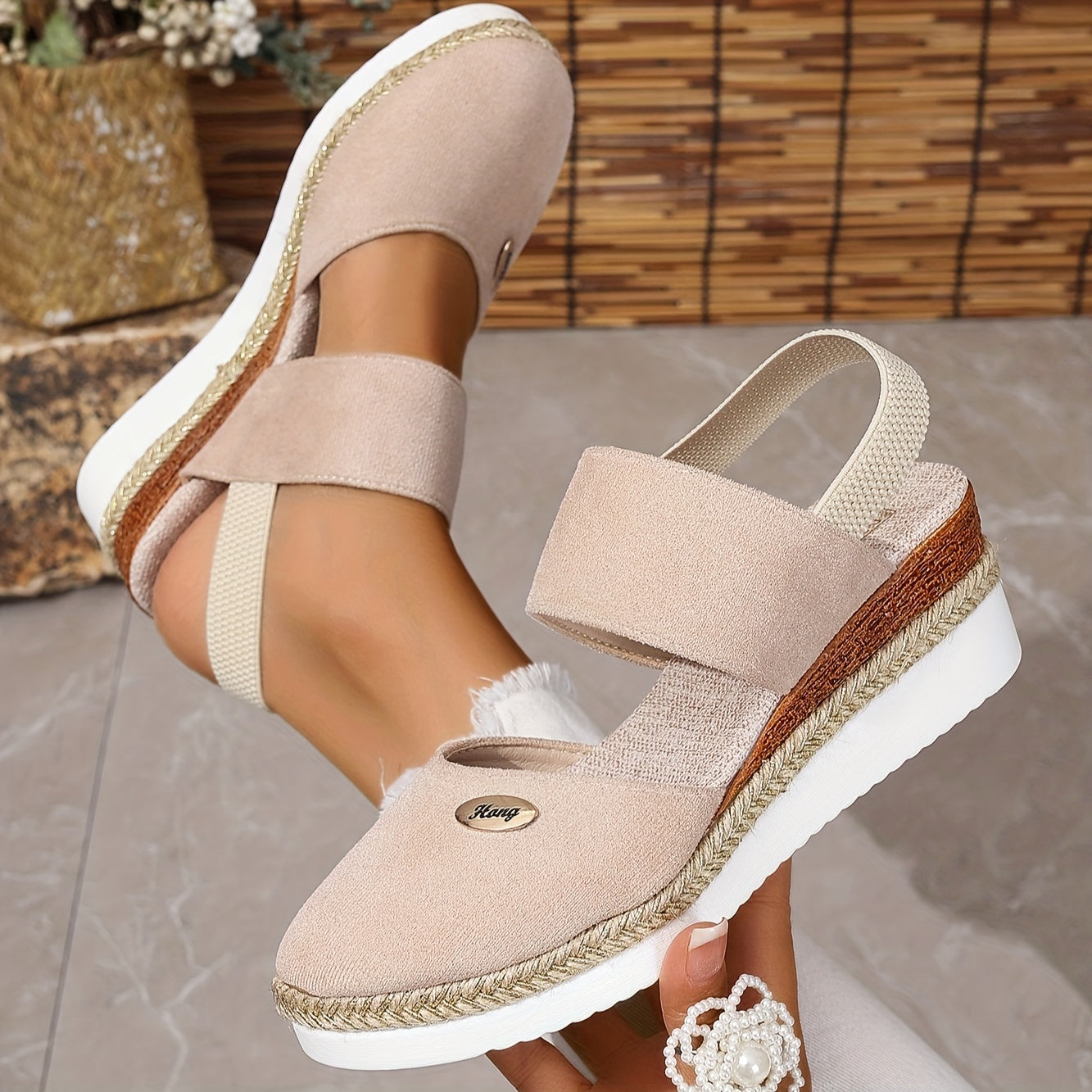 R&B | Damen Sandalen Auf Plattform: Rutschfest, Geschlossene Zehe, Elastischer Riemen