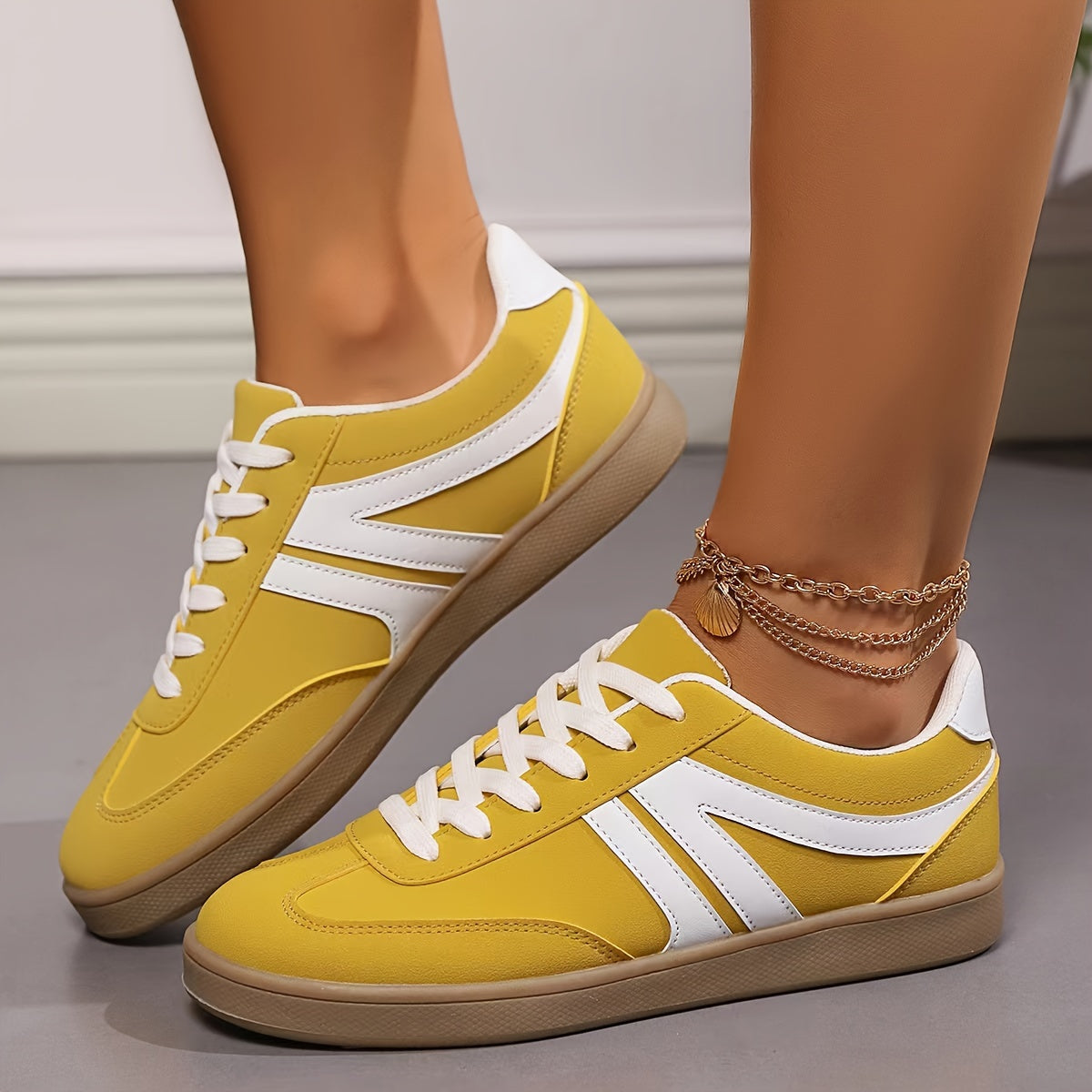 R&B | Bequeme Damensneaker In Einfarbigen Farben