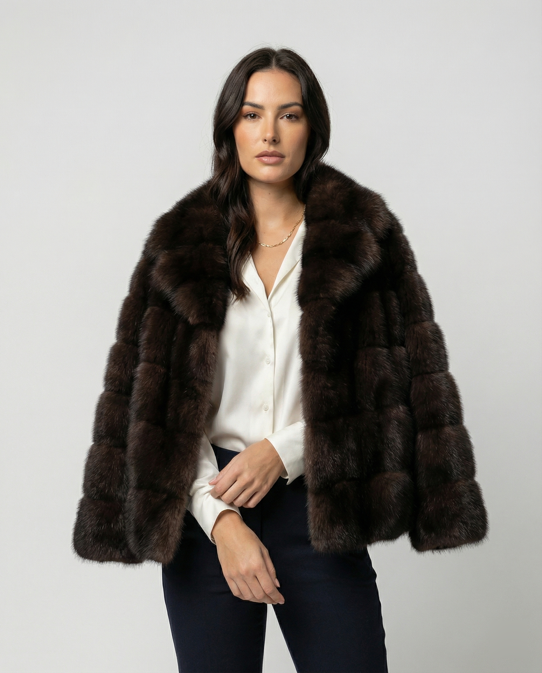 R&B | Lang mit Klassischem Kragen für Frauen Ideal für Den Winter