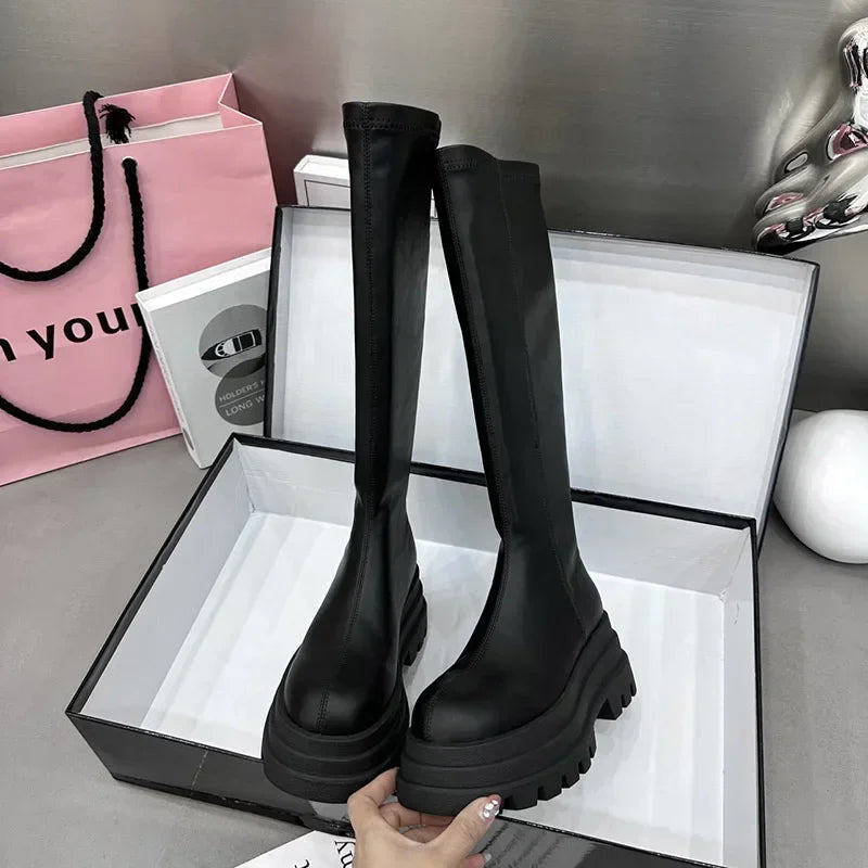 R&B | Lange Schwarze Stiefelschuhe Für Komfort Und Stil