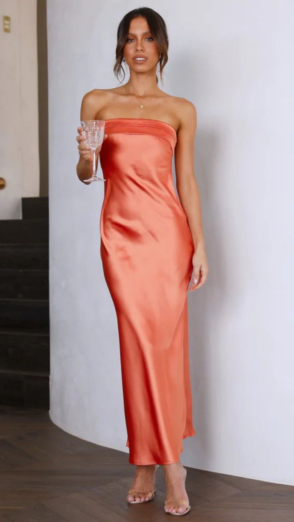 R&B | Satin rückenfreies Röhrentop Kleid