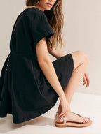 R&B | Freizeitkleid mit quadratischem Ausschnitt und Knöpfen