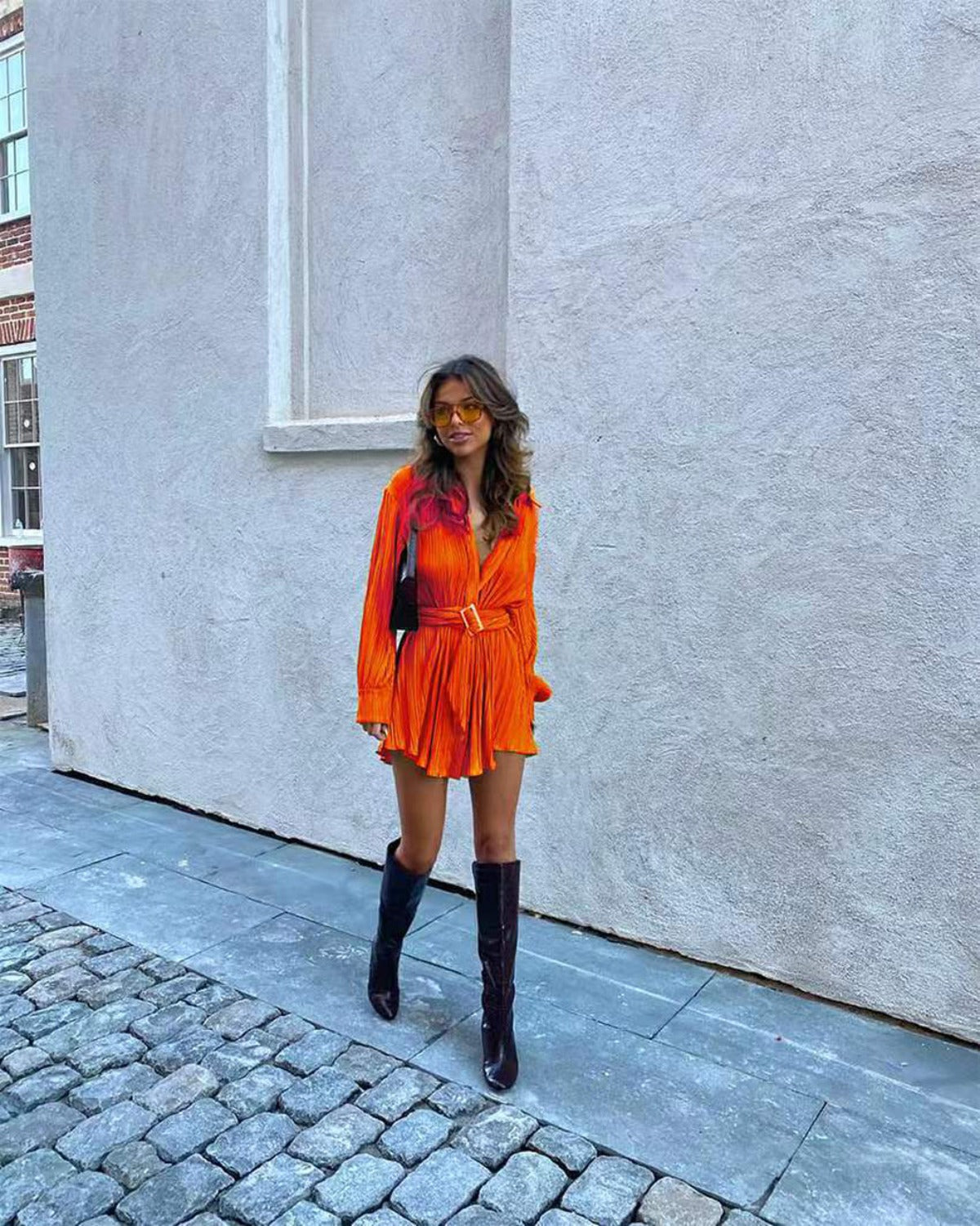 R&B | Langärmeliges Kleid mit Schnürsenkeln und elastischer Taille