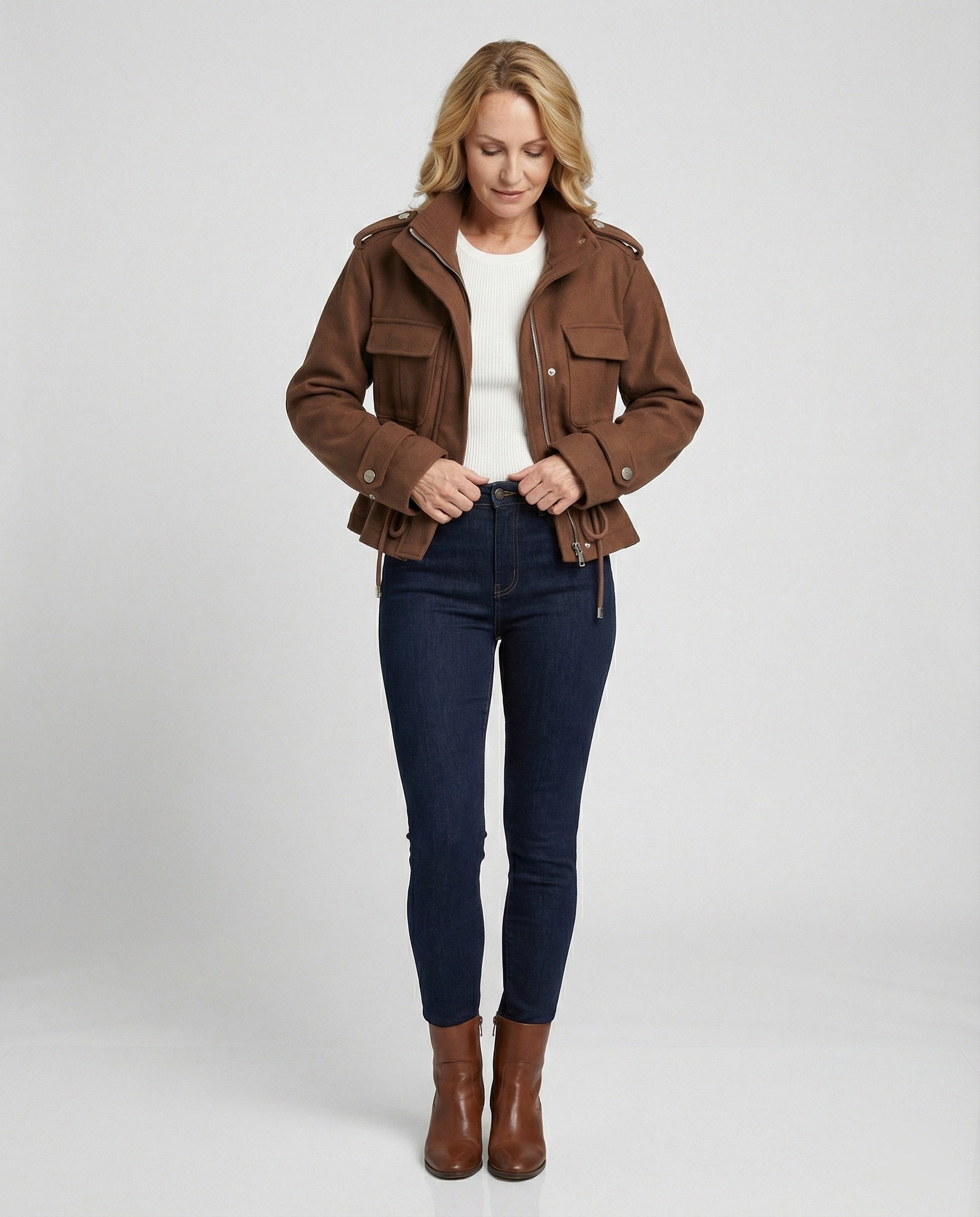 Damen Freizeitjacke mit Taillierung und Taschen