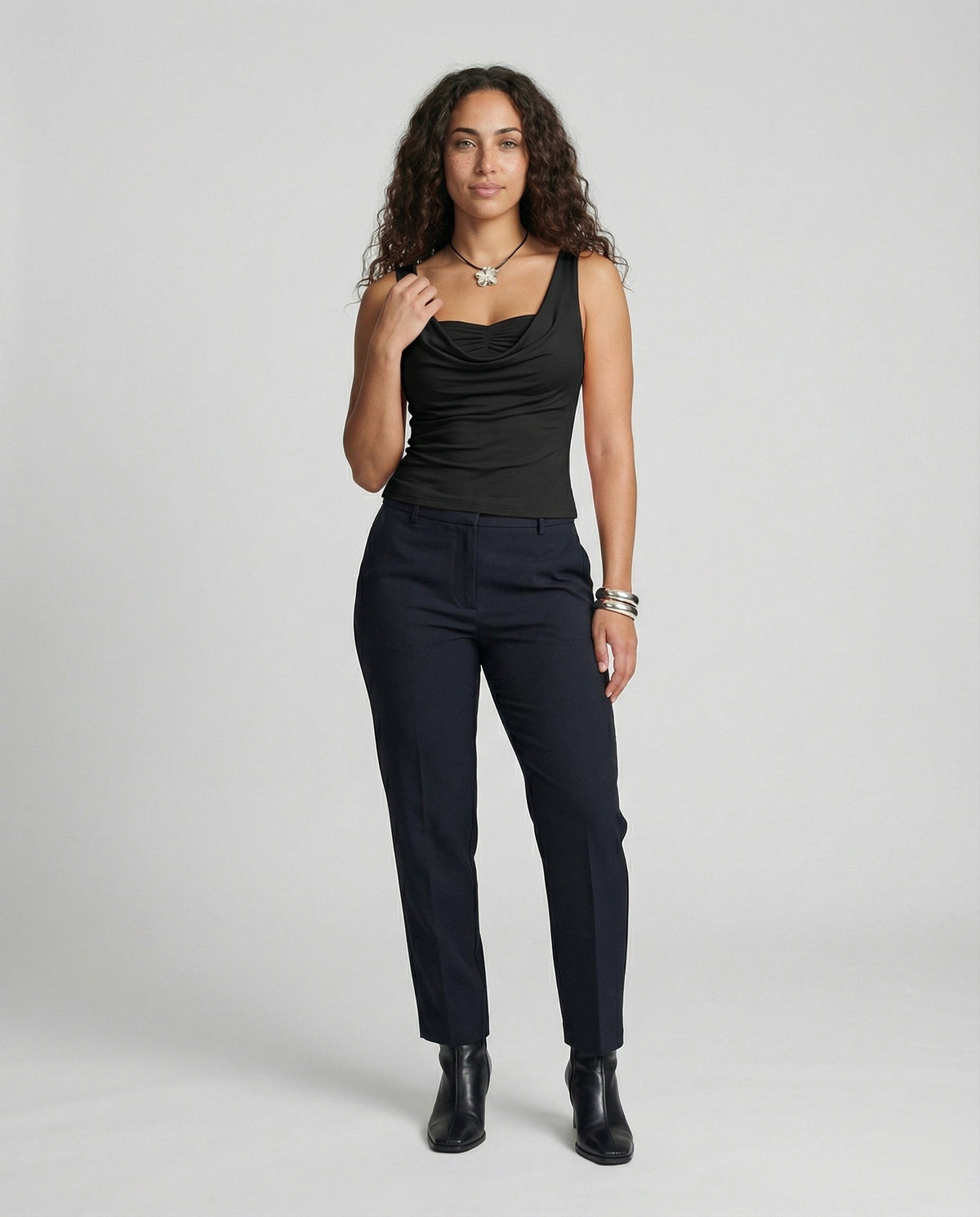 Damen Drapierter Front Ärmelloses Top