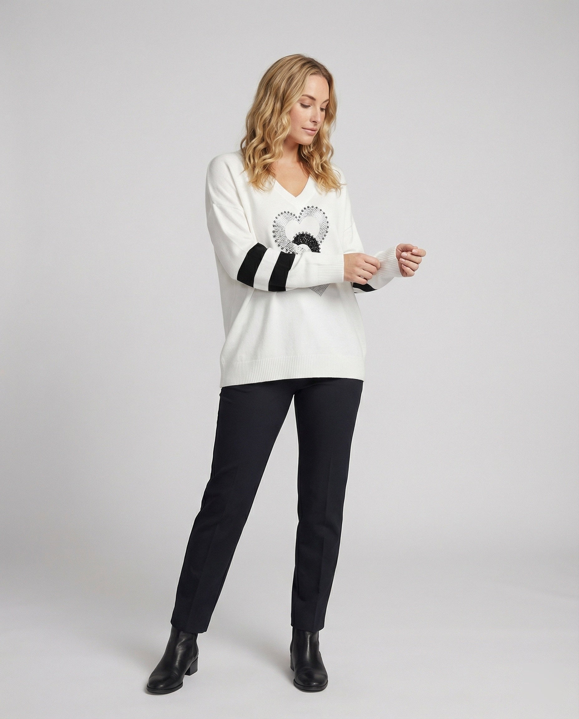 R&B | Damenpullover mit Herzmuster & V-Ausschnitt