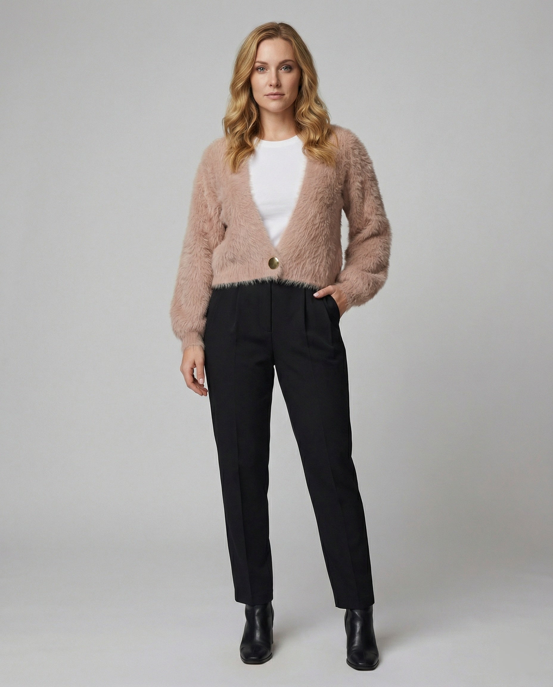 Strickjacke Damen flauschig oversized aus weichem Material