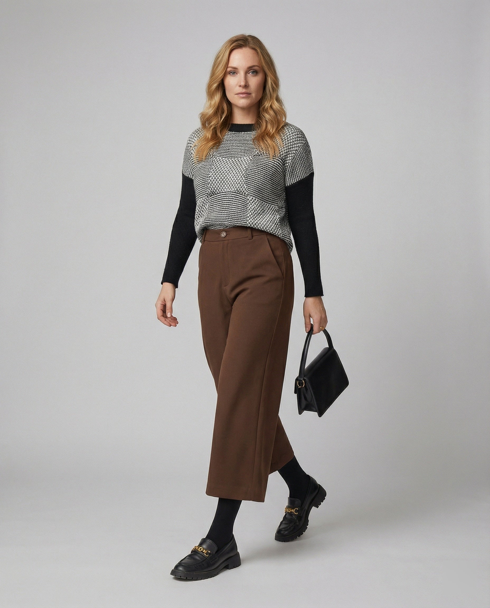 Damen Weite Stoffhose klassisch geschnitten
