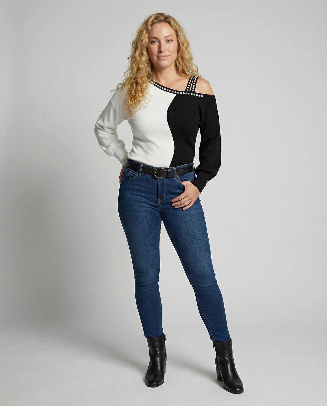 Damen Trendy Asymmetrisches Oberteil mit Strassbesatz R&B