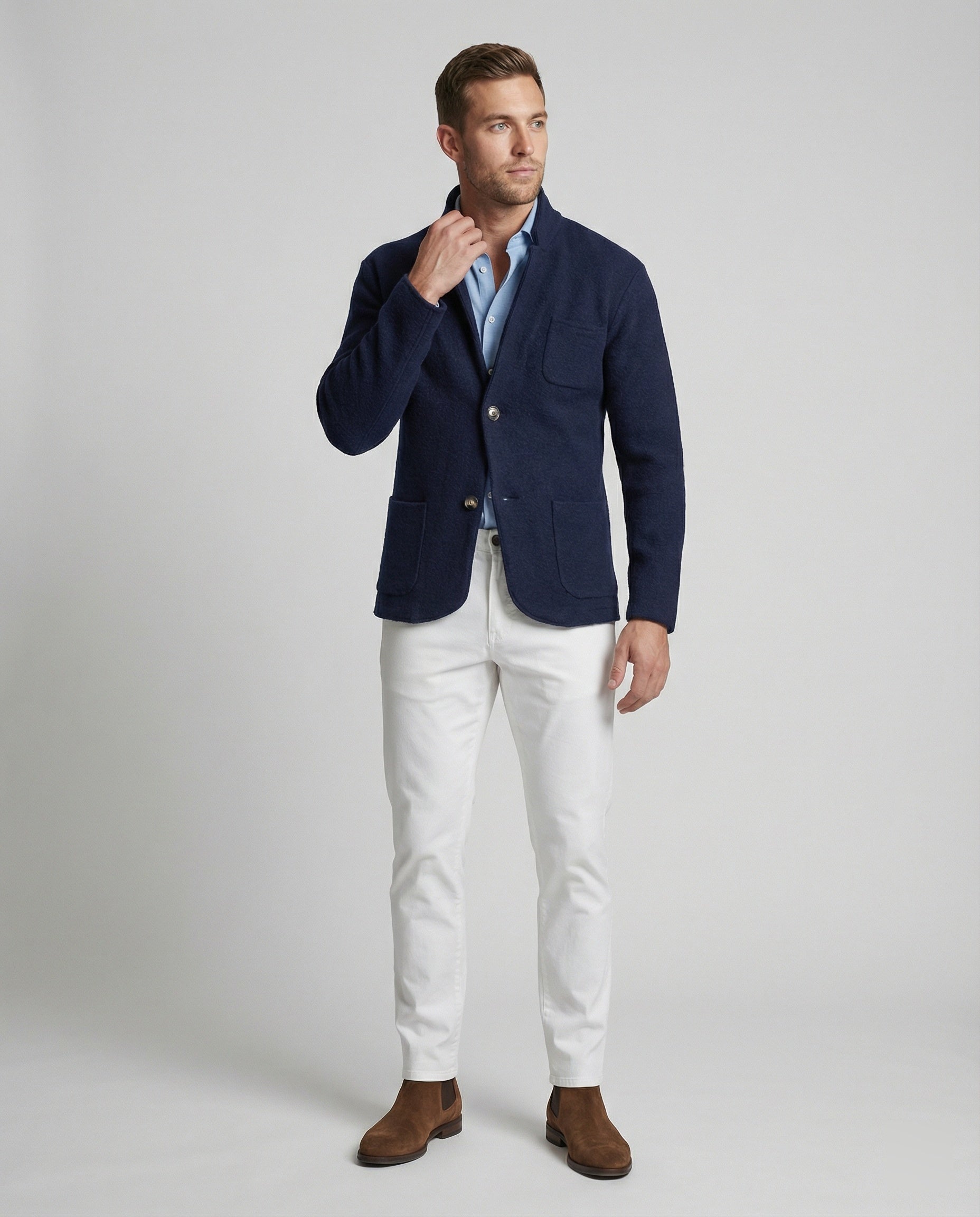 Herren elegante Strickjacke mit praktischem Schnitt und modischen Details