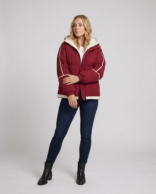 Damen Hochwertige Winterjacke mit isolierender Kapuze R&B
