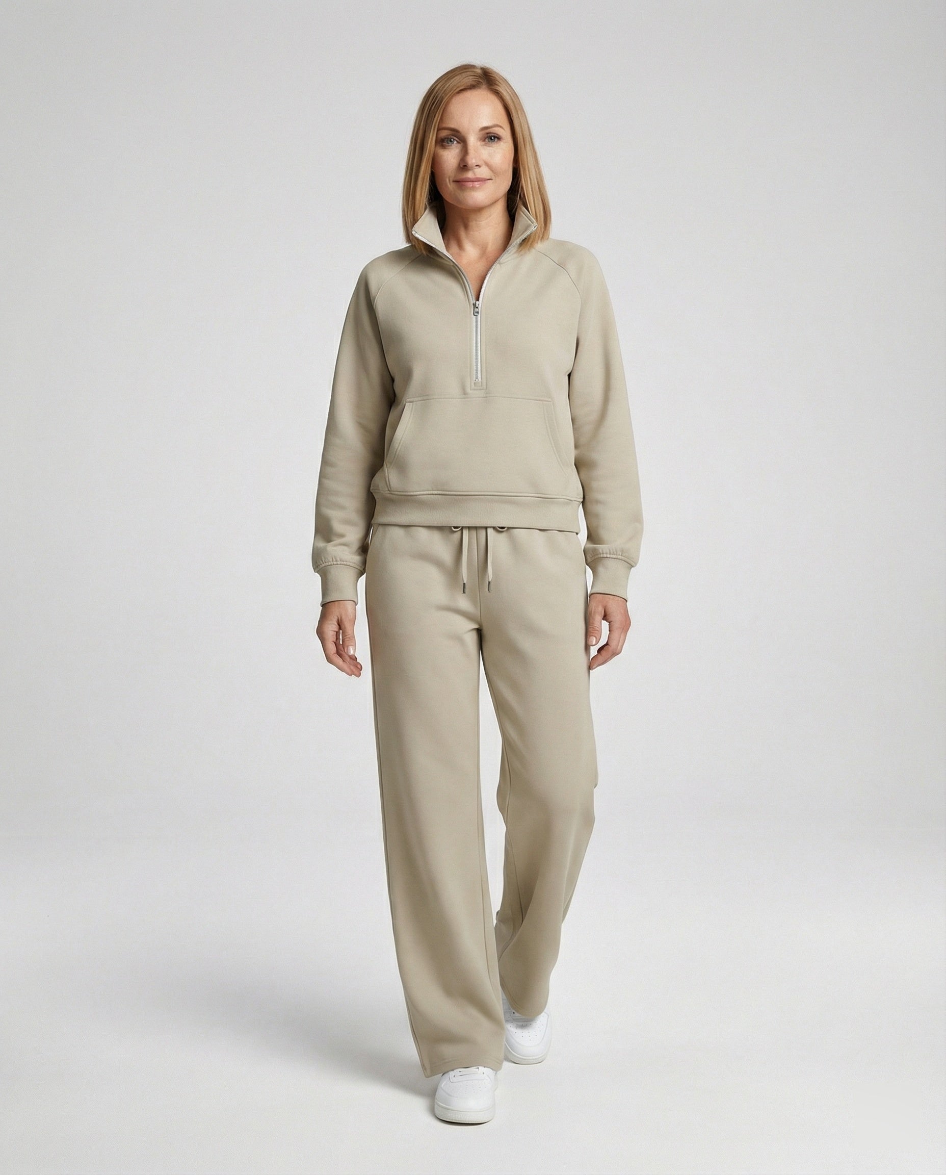 Jogginganzug Damen mit hohem Kragen