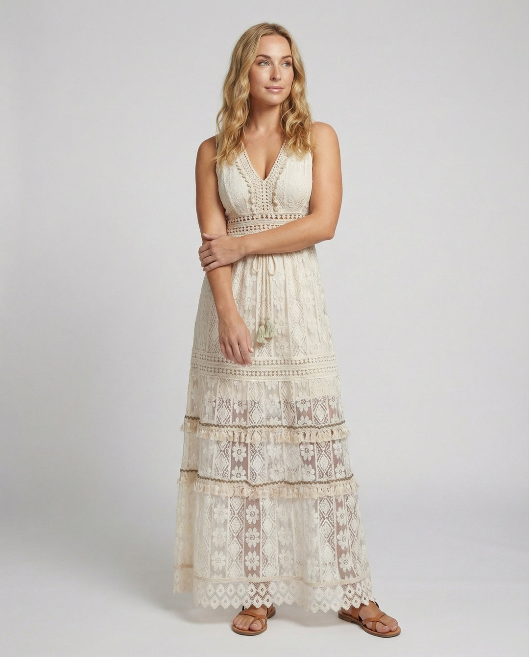 R&B | Anmutiges Boho-Spitzenkleid für Den Sommer
