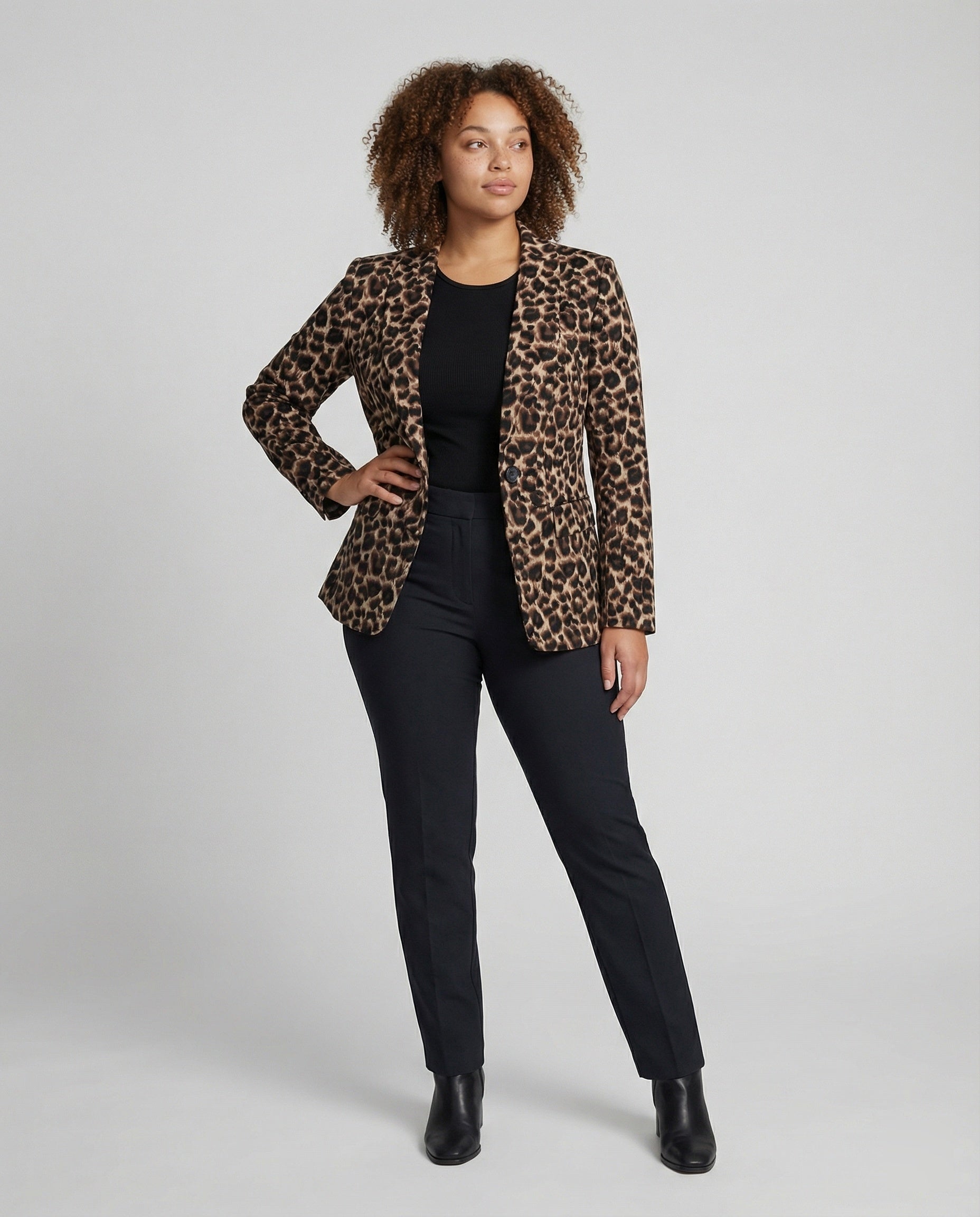Damen Modischer Blazer im Leo-Design mit schlankem Schnitt