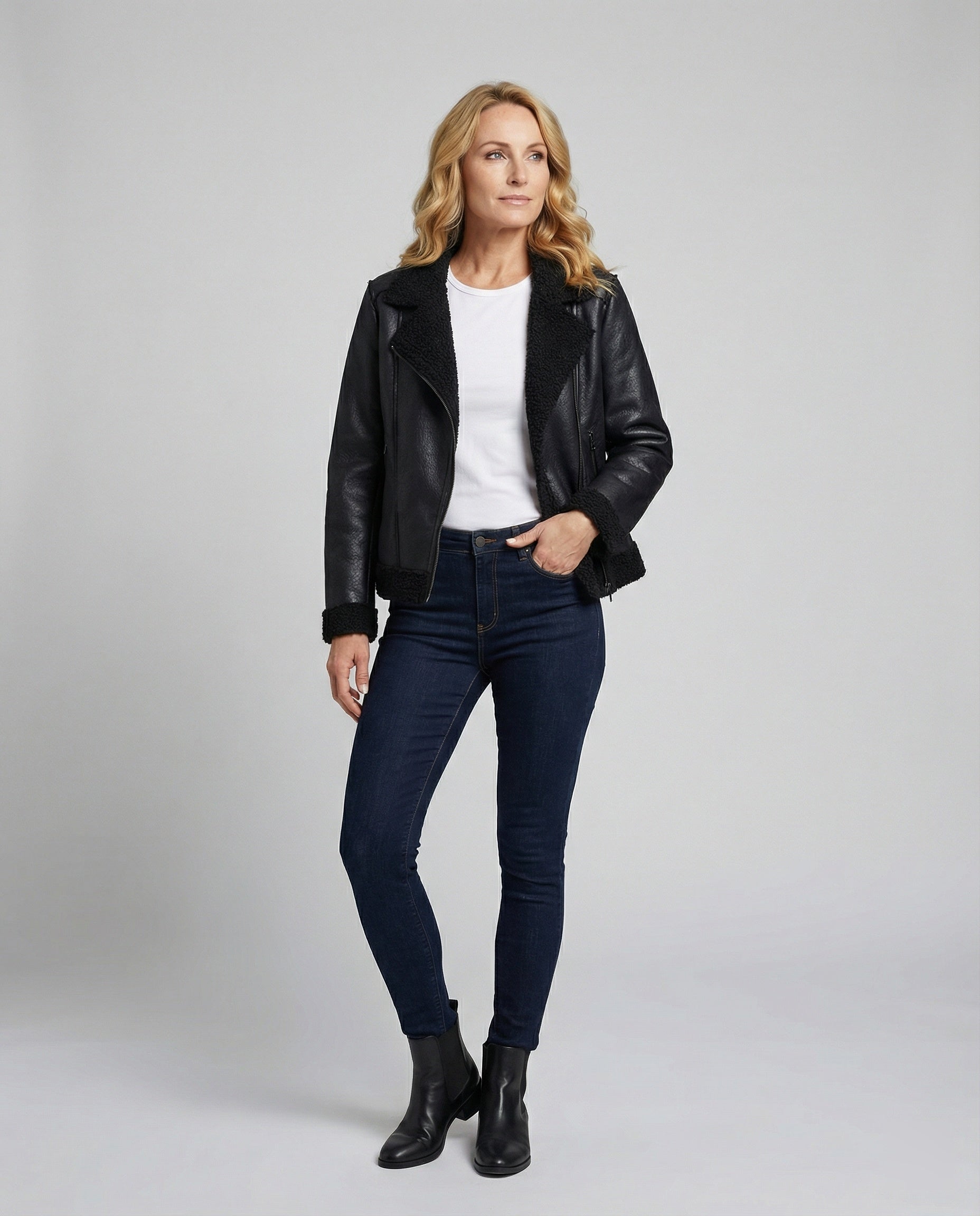 Damen Lederjacke Schwarz gefüttert