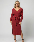 Damen Strickkleid mit elegantem Wickeldesign und dekorativem Gürtel R&B