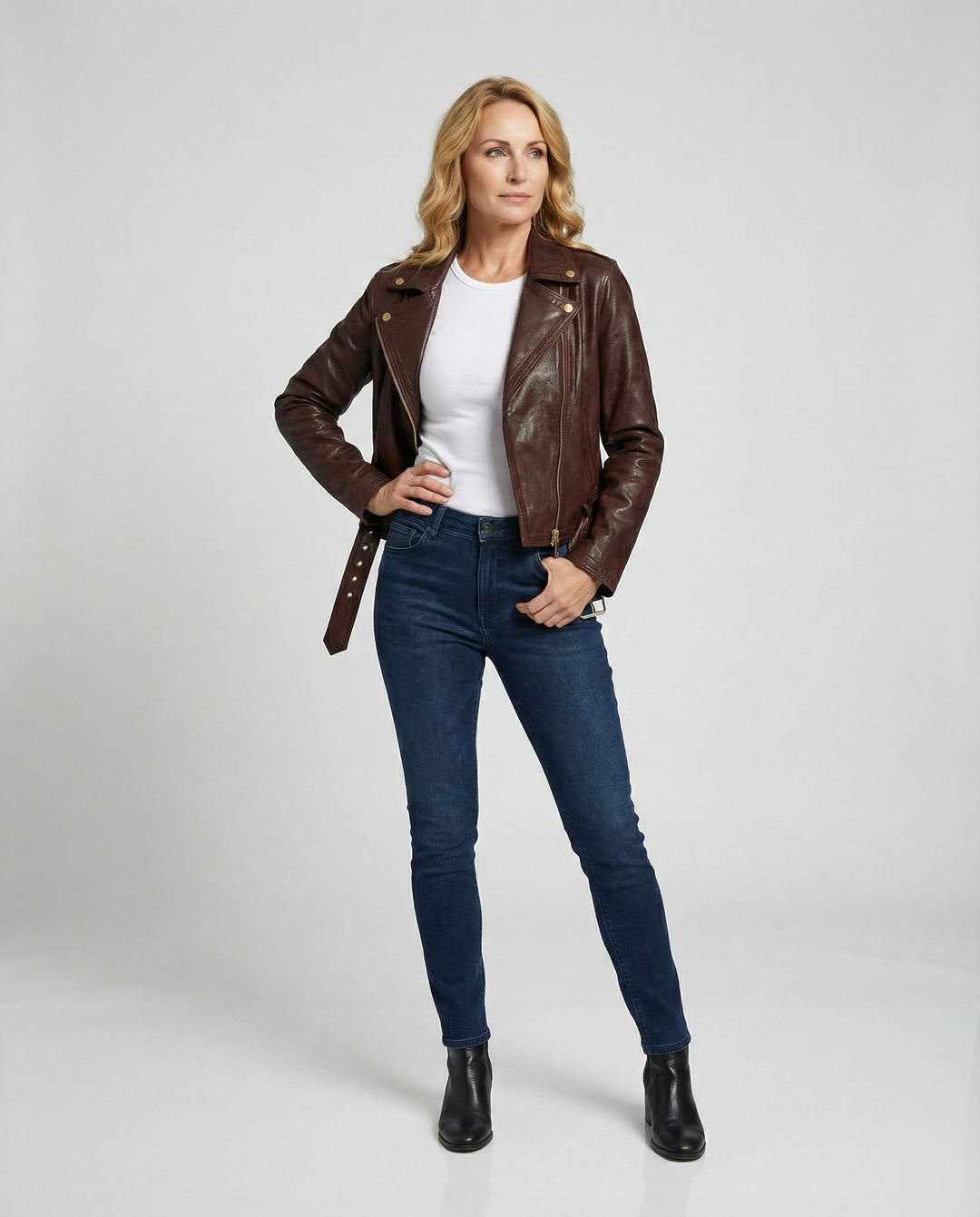 Damen Lederjacke Schwarz tailliert