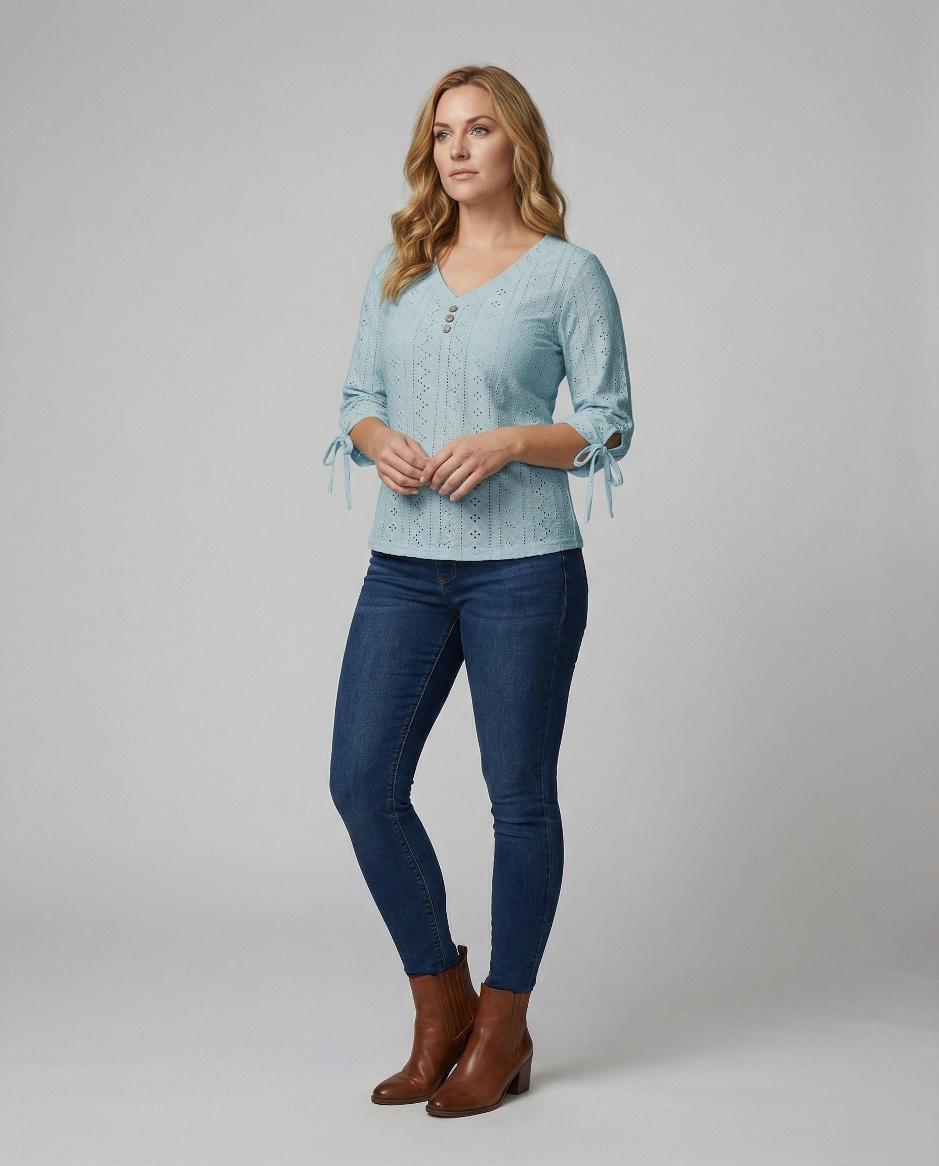 Damen Modisches Blusenshirt mit Spitzendetails und Knopfleiste R&B
