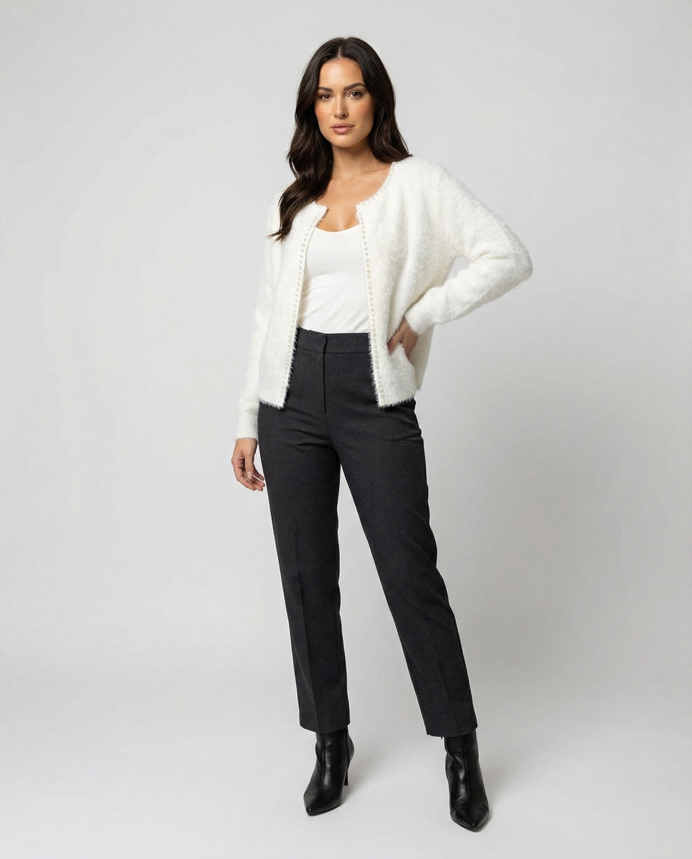 Strickjacke Damen flauschig mit Perlenverzierung