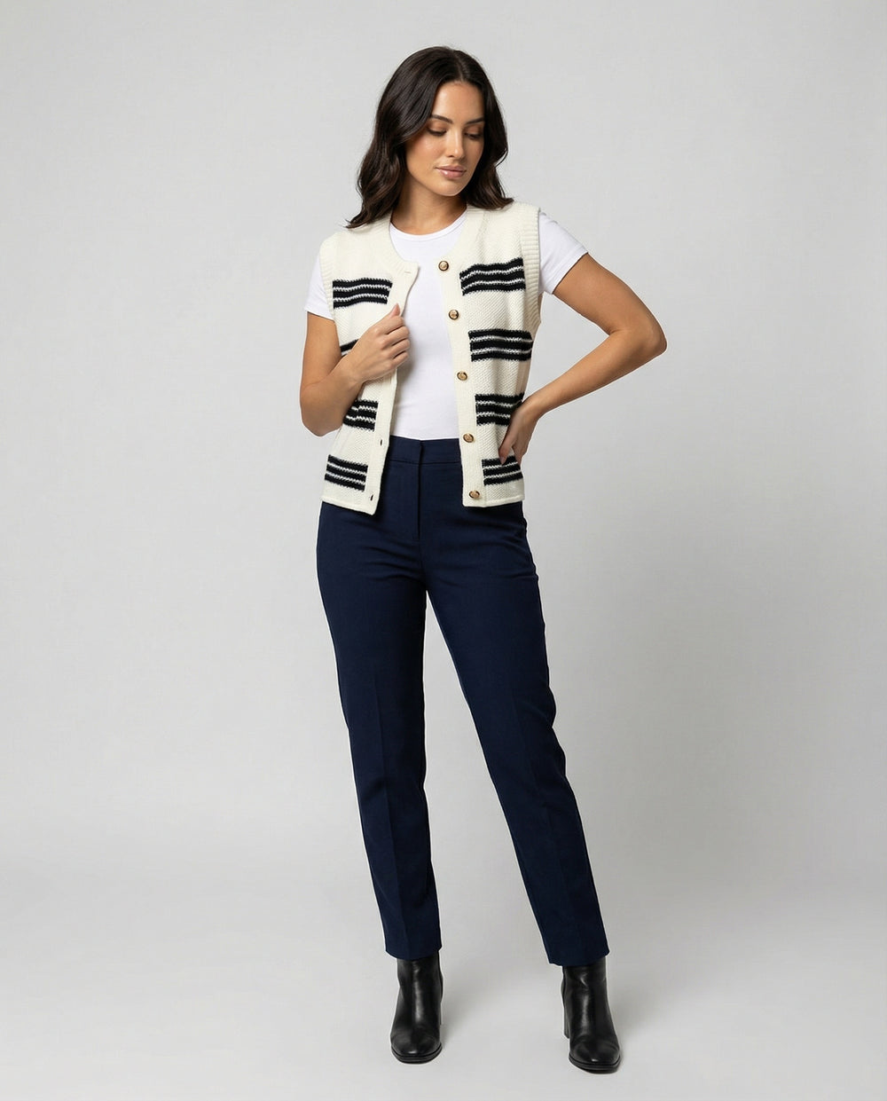 Strickjacke Damen ärmellos mit Knopfleiste und Streifen