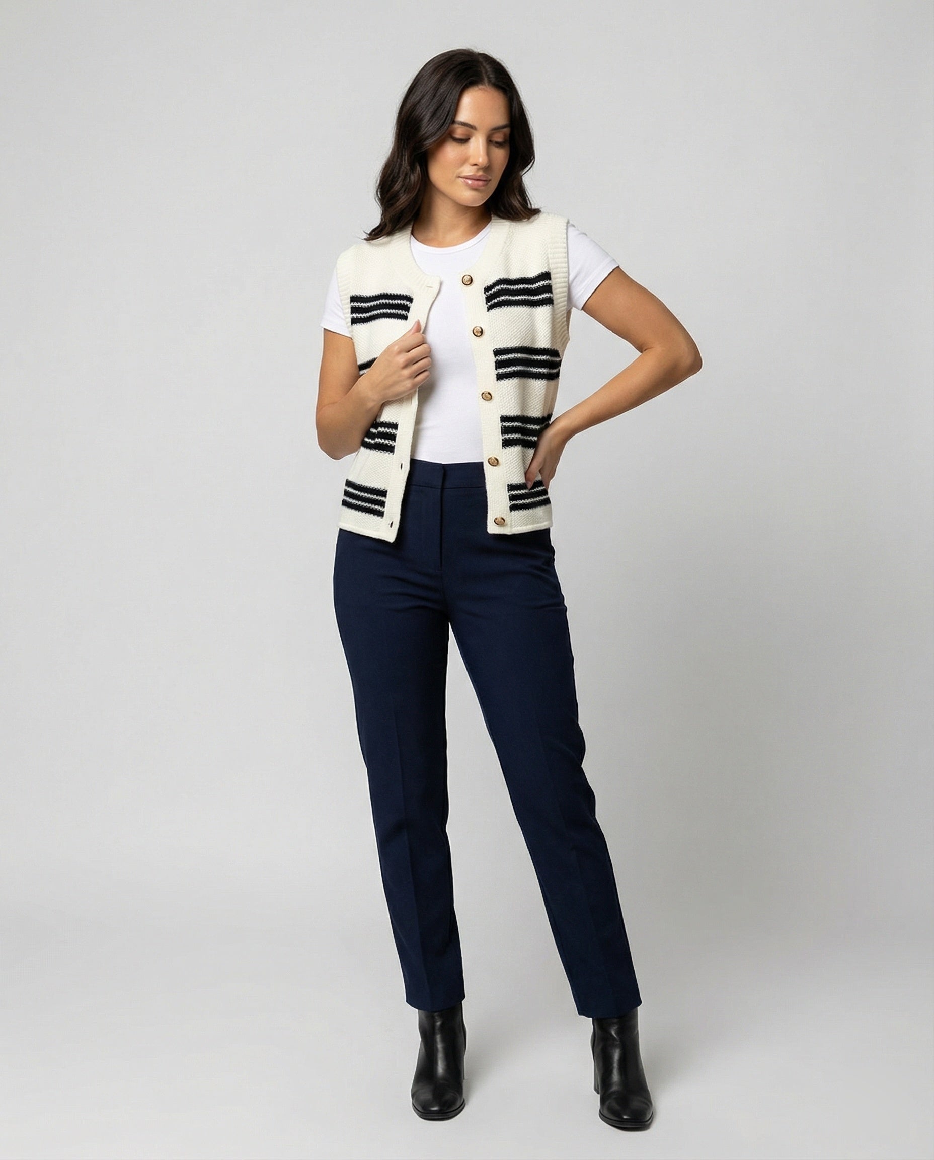 Strickjacke Damen ärmellos mit Knopfleiste und Streifen