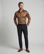 Herren Elegantes Langarmhemd mit modernem Wellenmuster und glänzender Oberfläche
